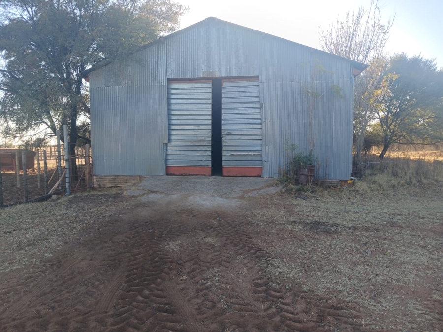  Bedroom Property for Sale in Vryburg Rural North West